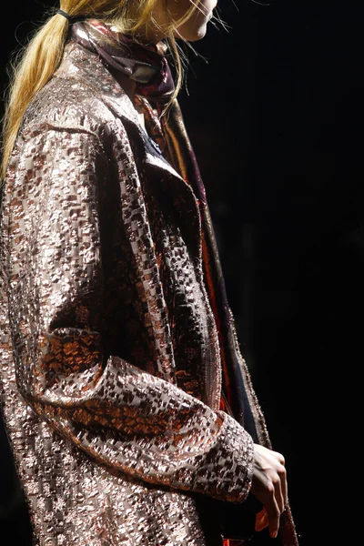 Look 103